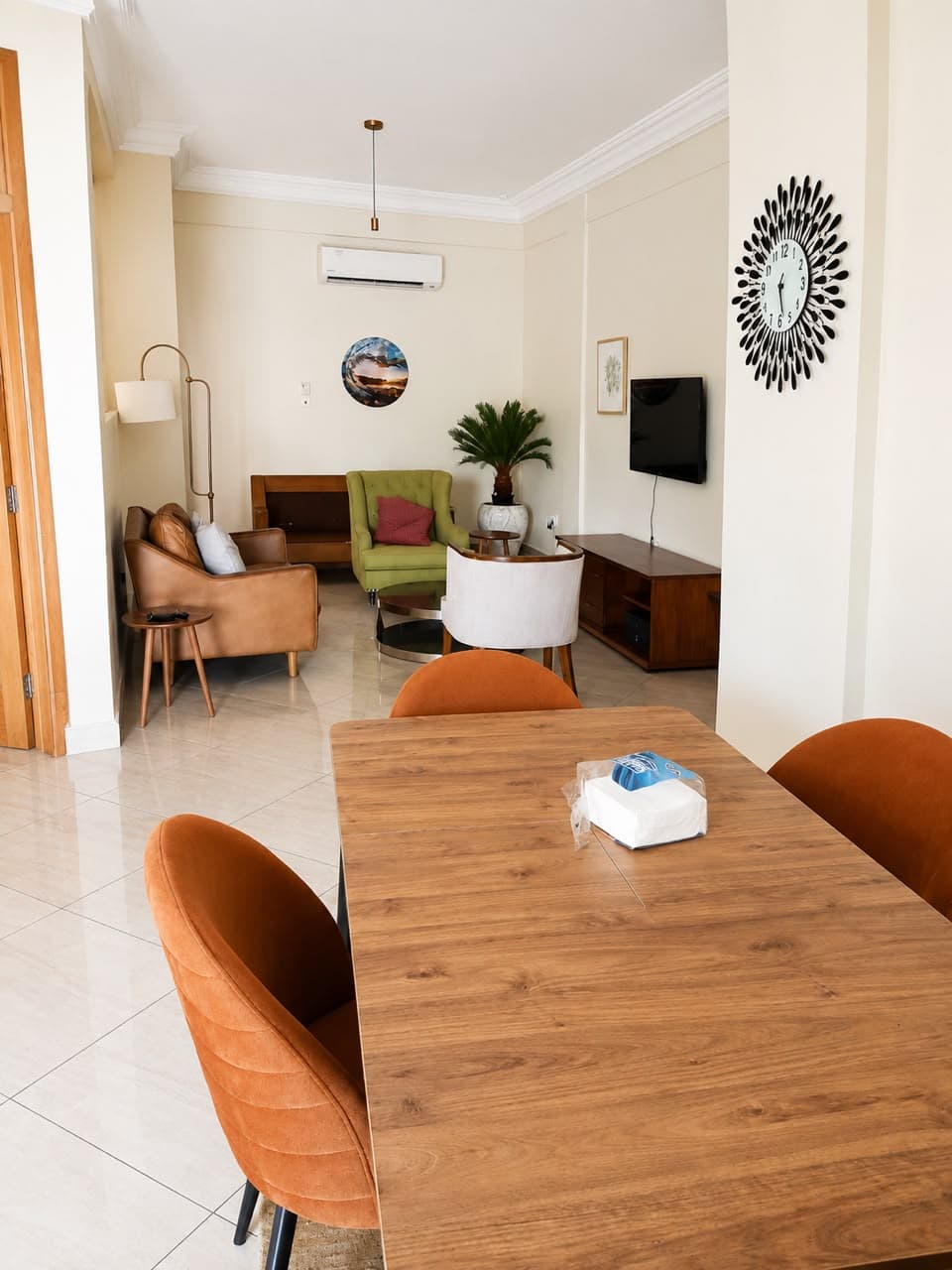 Fully Furnished stylish 2 bedroom apartment in Tse Addo