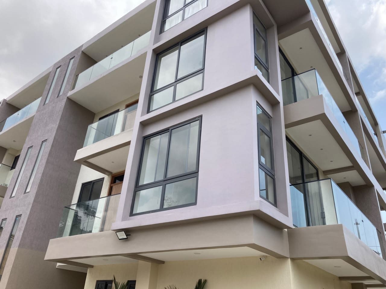 2 BEDROOM APARTMENT FOR RENT
